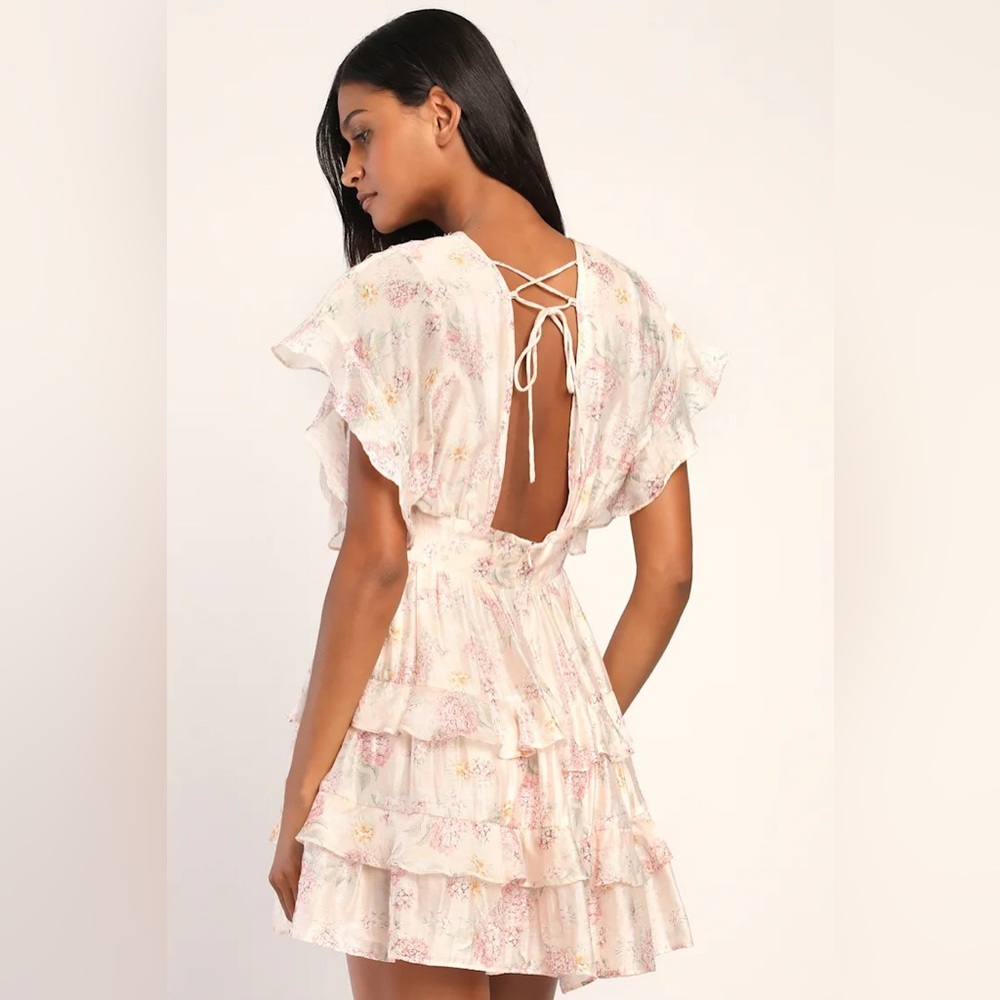 Floral Ruffle Sleeve Dress - Picture 2 of 5